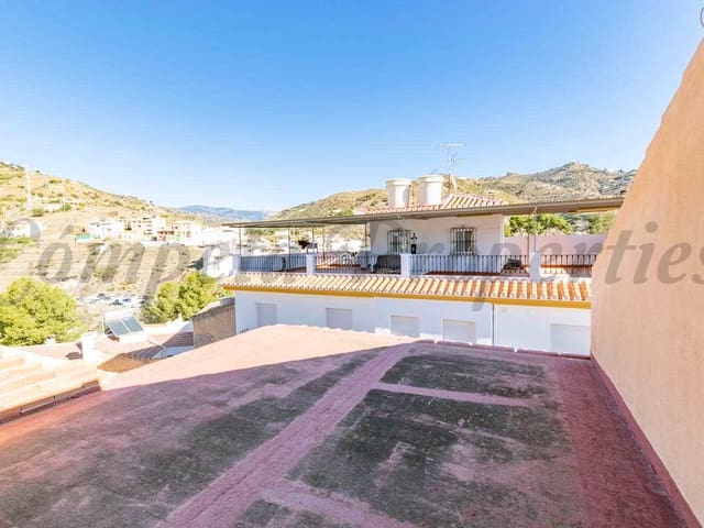 Image No.10-4 Bed Townhouse for sale