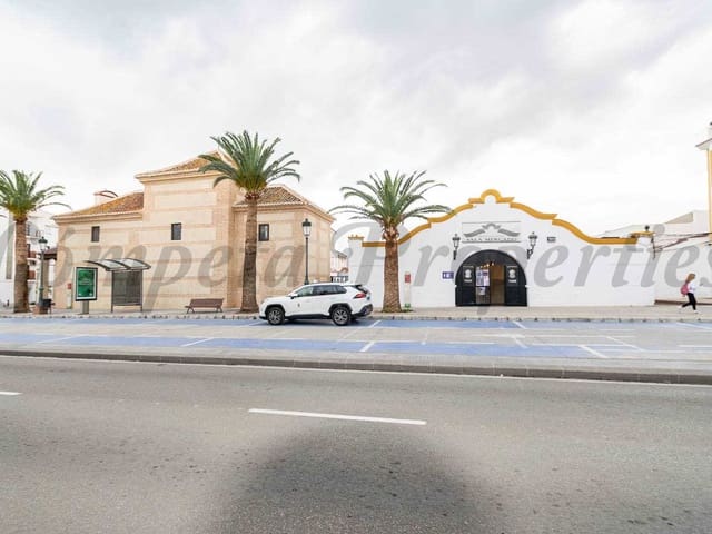 Image No.11-4 Bed Townhouse for sale