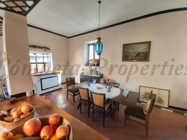 Image No.11-Villa de 4 chambres à vendre à Nerja