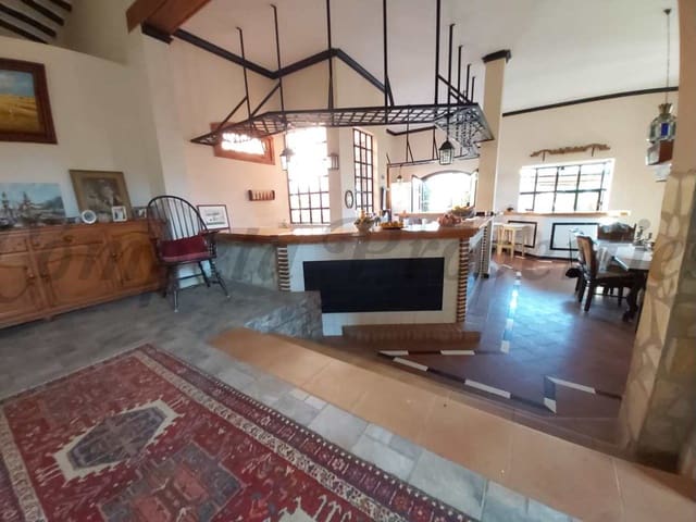 Image No.17-Villa de 4 chambres à vendre à Nerja