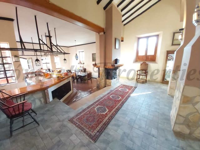 Image No.19-Villa de 4 chambres à vendre à Nerja