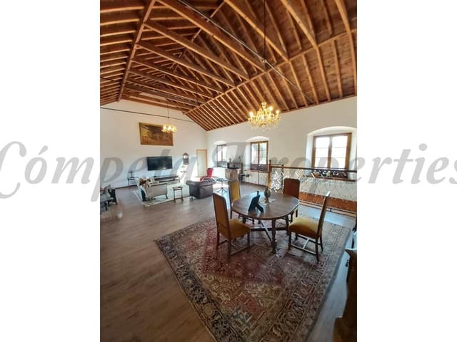 Image No.23-Villa de 4 chambres à vendre à Nerja