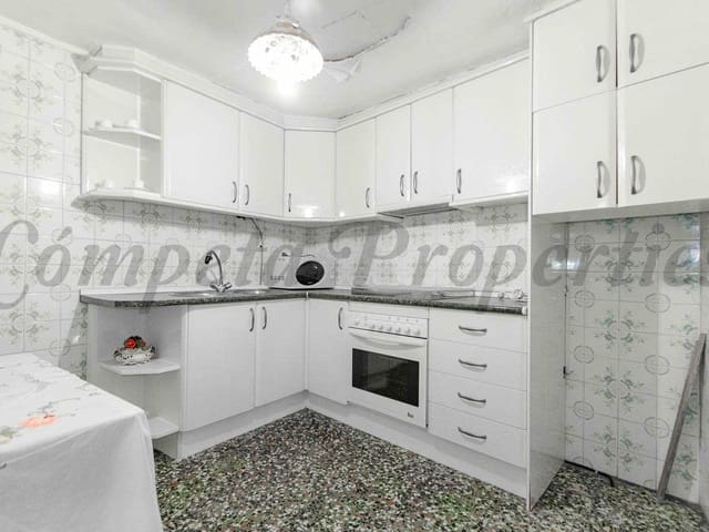 Image No.4-2 Bed Townhouse for sale