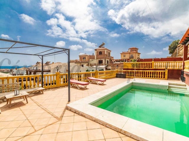 Image No.2-4 Bed Villa for sale