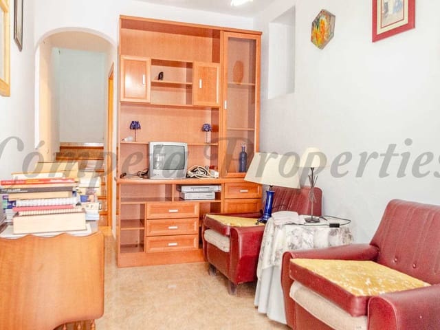 Image No.2-5 Bed Townhouse for sale