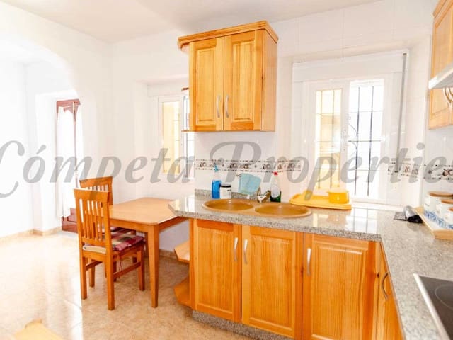 Image No.4-5 Bed Townhouse for sale