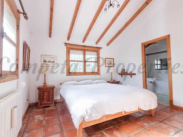 Image No.6-3 Bed Villa for sale