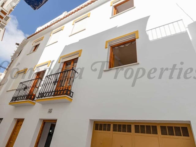 Image No.2-4 Bed Townhouse for sale