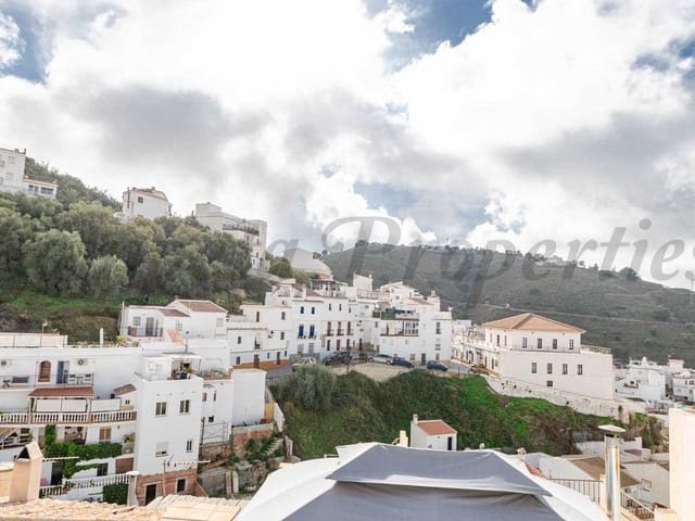 Image No.4-4 Bed Townhouse for sale