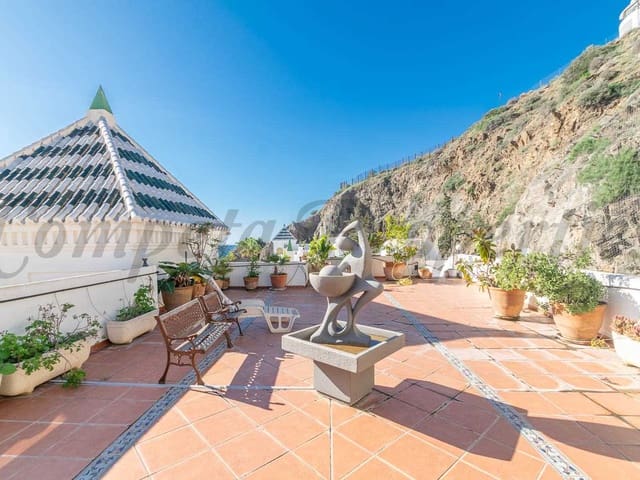 Image No.21-3 Bed Apartment for sale