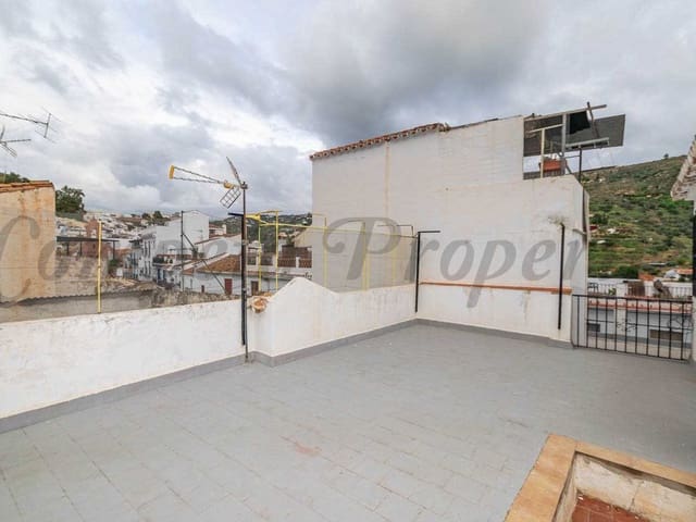 Image No.17-3 Bed Townhouse for sale