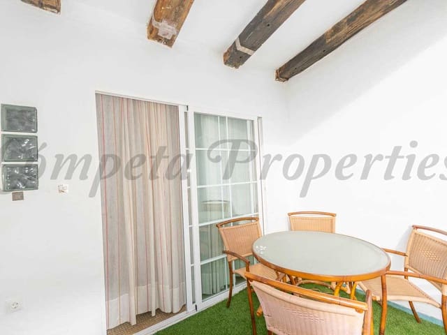 Image No.2-4 Bed Townhouse for sale