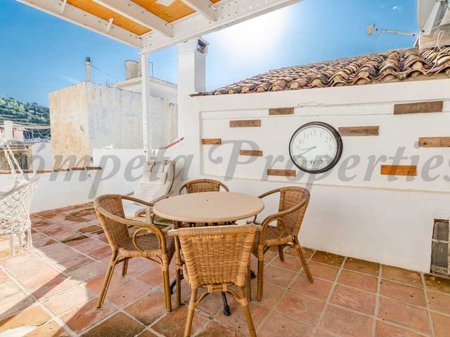 Image No.21-4 Bed Townhouse for sale