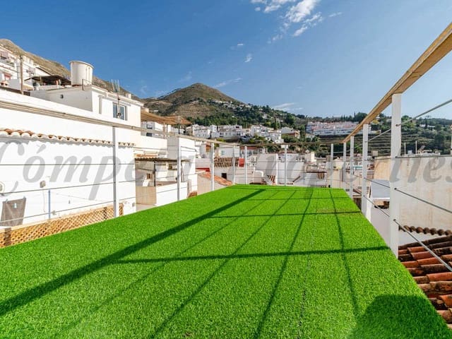 Image No.23-4 Bed Townhouse for sale