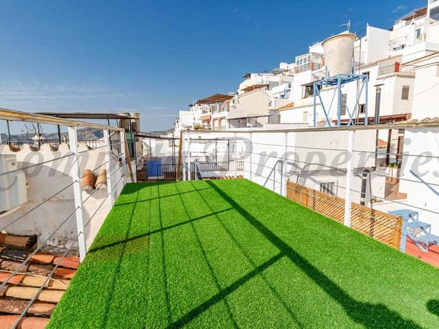 Image No.24-4 Bed Townhouse for sale