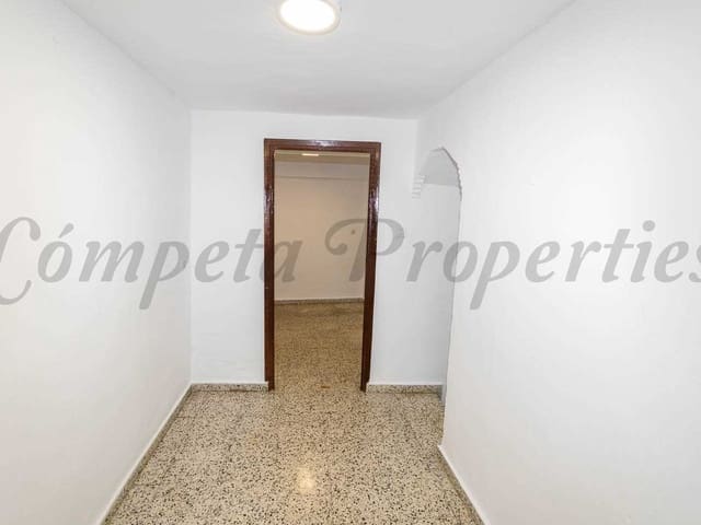 Image No.11-3 Bed Townhouse for sale