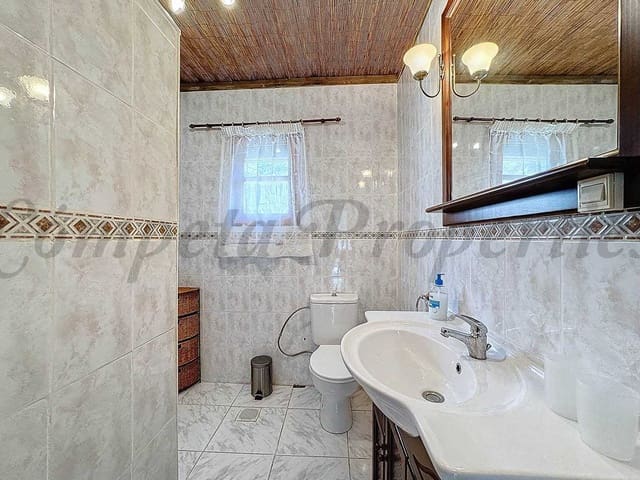 Image No.12-Propriété de 8 chambres à vendre à Sedella