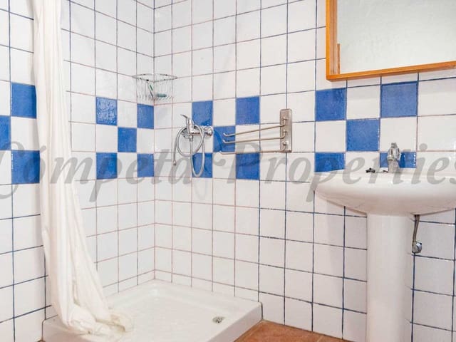 Image No.10-2 Bed Villa for sale