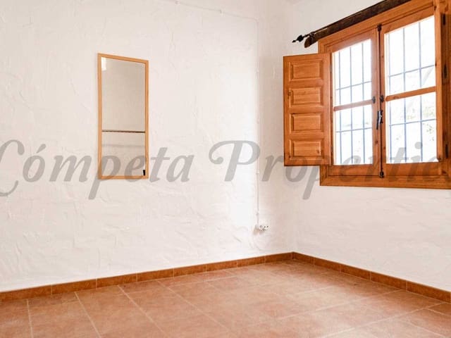 Image No.9-2 Bed Villa for sale