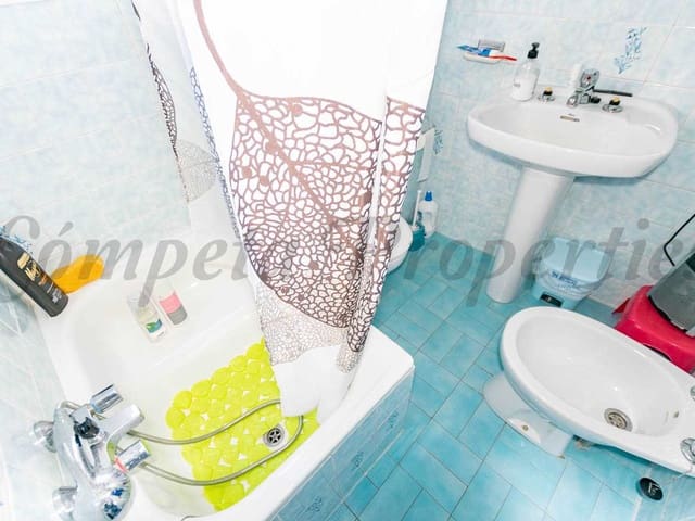 Image No.9-4 Bed Townhouse for sale