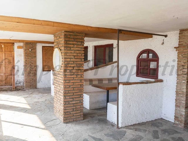 Image No.8-16 Bed Property for sale