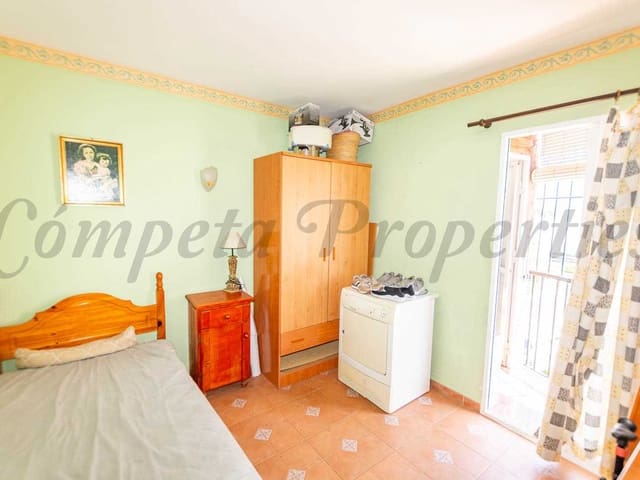 Image No.6-3 Bed Apartment for sale