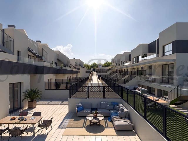 Image No.3-3 Bed Property for sale