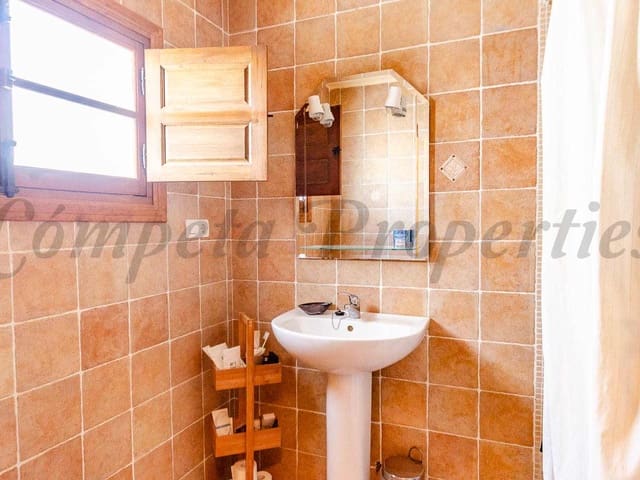 Image No.7-3 Bed Townhouse for sale