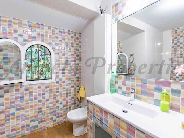 Image No.21-4 Bed Villa for sale