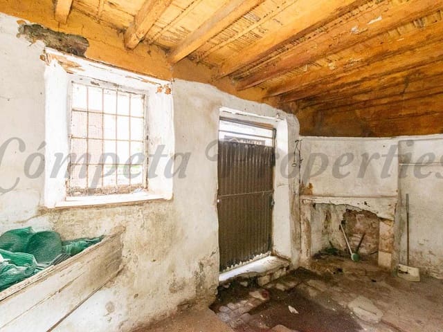 Image No.4-1 Bed Townhouse for sale