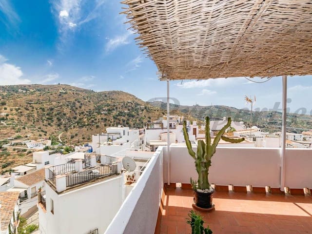 Image No.17-4 Bed Townhouse for sale