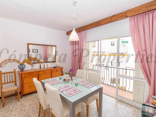 Image No.4-4 Bed Townhouse for sale