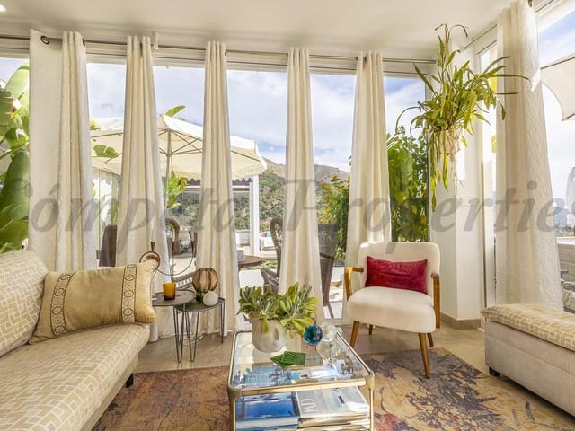 Image No.15-4 Bed Villa for sale