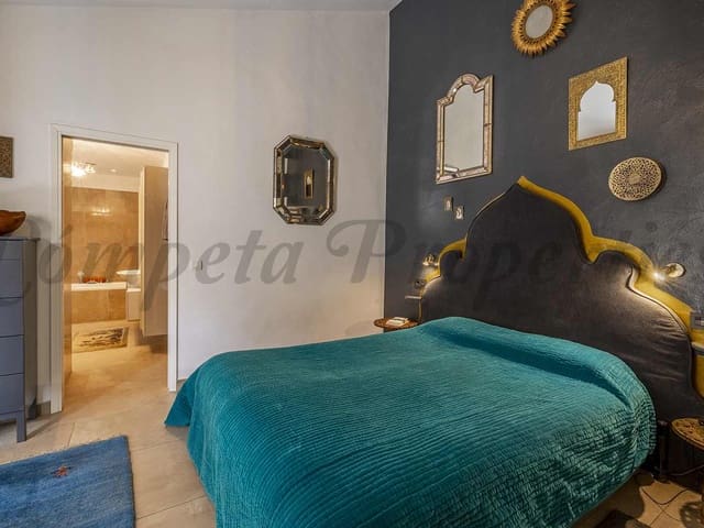 Image No.23-4 Bed Villa for sale