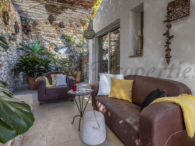 Image No.29-4 Bed Villa for sale