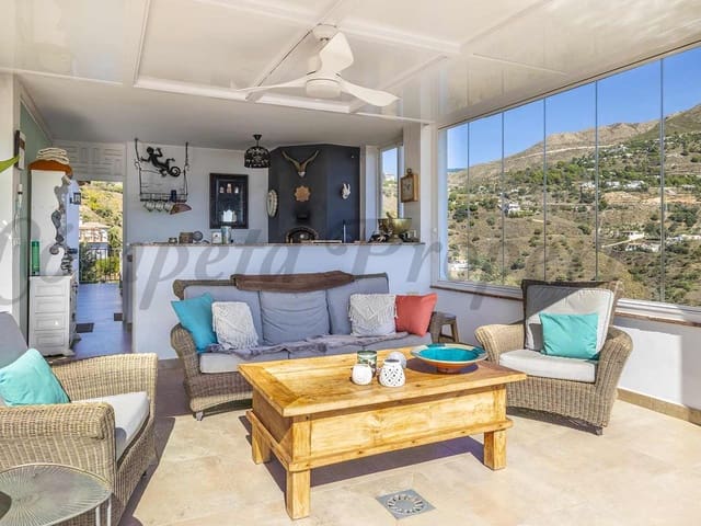 Image No.4-4 Bed Villa for sale