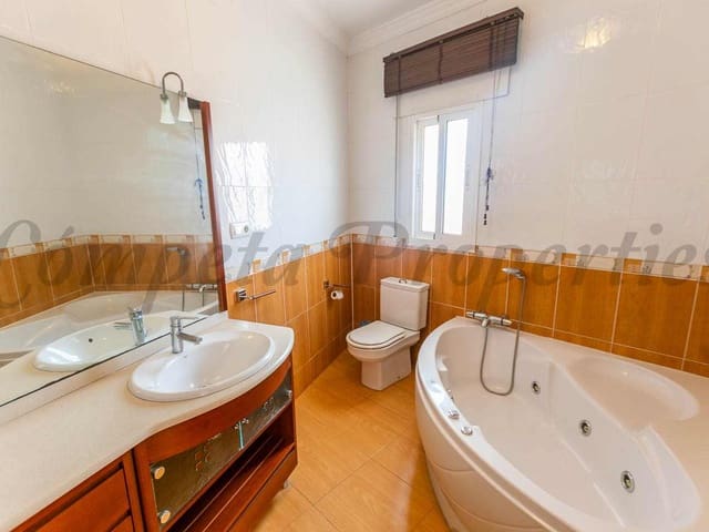 Image No.17-3 Bed Apartment for sale