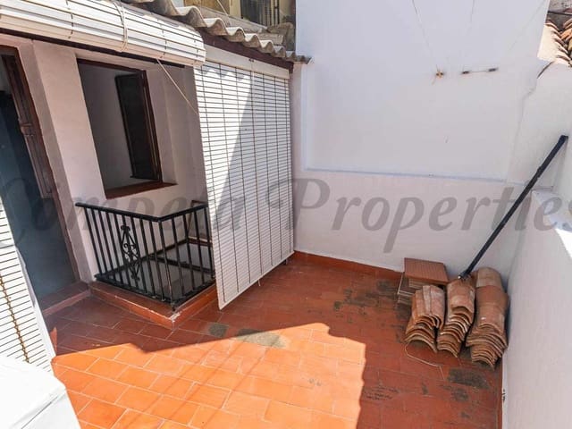 Image No.2-3 Bed Townhouse for sale