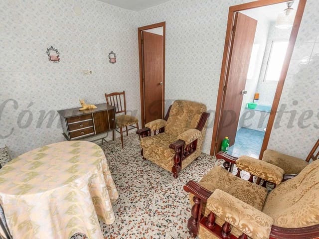 Image No.10-3 Bed Townhouse for sale