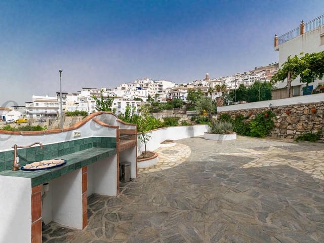 Image No.5-3 Bed Townhouse for sale