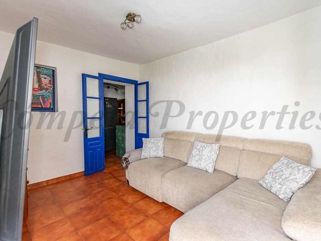 Image No.6-3 Bed Townhouse for sale