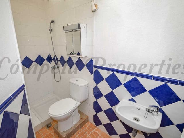 Image No.9-3 Bed Townhouse for sale