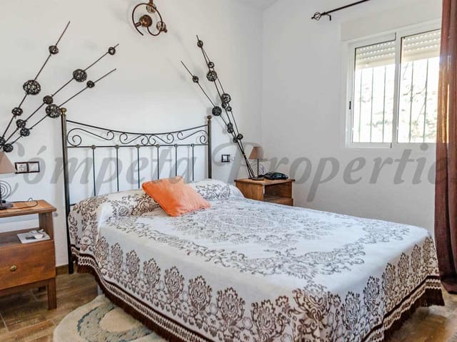 Image No.8-2 Bed Villa for sale