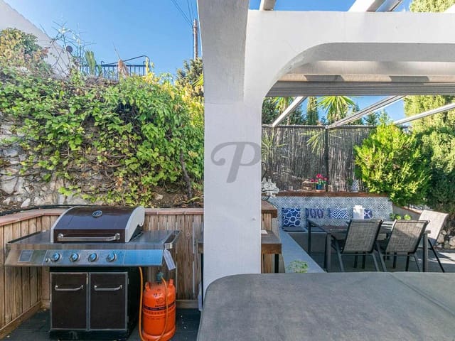 Image No.19-3 Bed Villa for sale