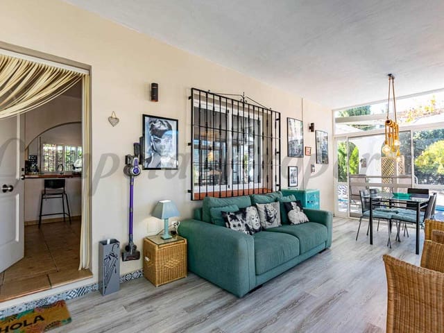 Image No.8-3 Bed Villa for sale