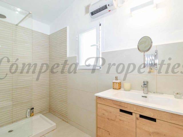 Image No.8-2 Bed Villa for sale