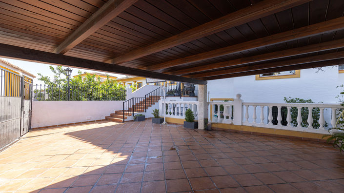 Image No.28-3 Bed Townhouse for sale