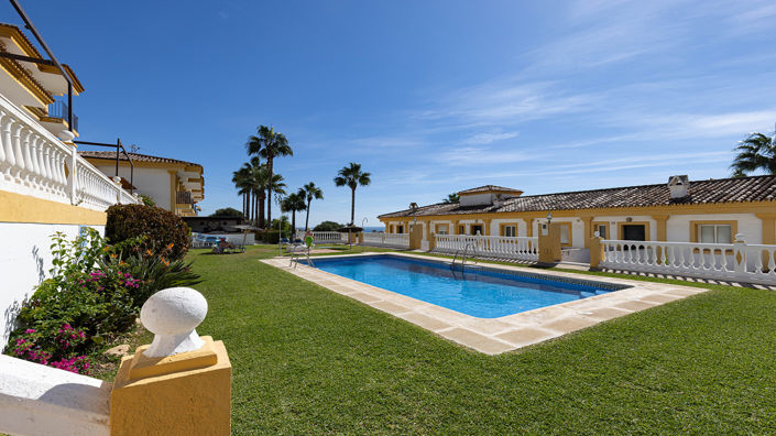 Image No.37-3 Bed Townhouse for sale