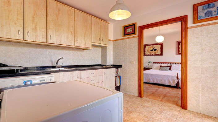 Image No.27-5 Bed Villa for sale