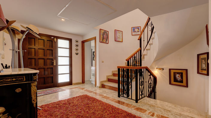 Image No.7-5 Bed Villa for sale